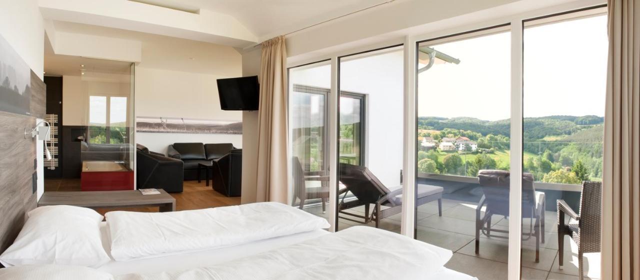 Burghof - Das Hotel Brombachtal Екстер'єр фото